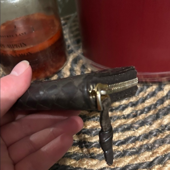 Bottega Veneta Dark Brown Woven Wallet - Picture 5 of 11